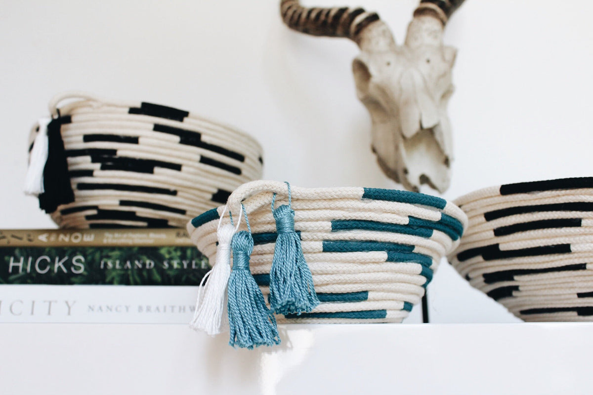 DIY: Color Blocked Baskets