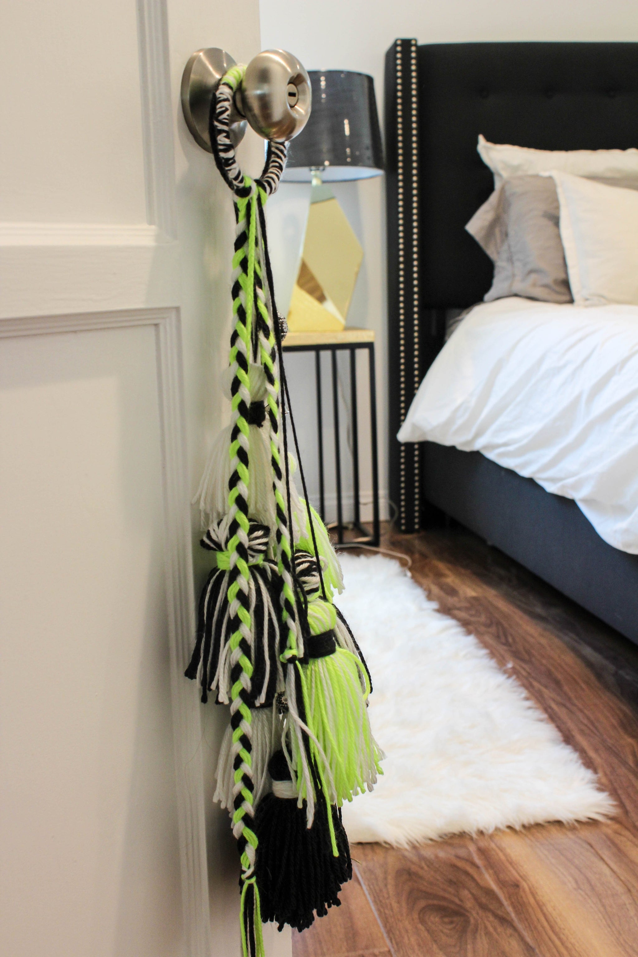 DIY Fiesta Door Tassels