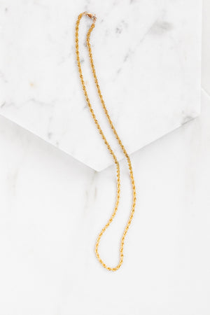 Find the perfect necklace you're looking for from Charme Silkiner! This beautiful 14K Gold Spiral Chain Necklace is simple yet perfect. Great for layering or wearing alone the Alya Necklace is the perfect piece of unique jewelry that everyone should own. 