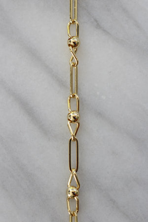 Mae Choker