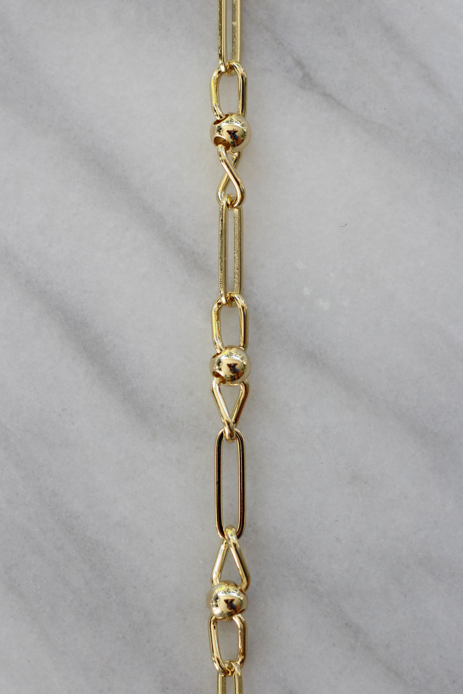 Mae Choker